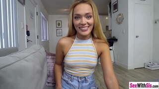 Hot babe gostei boquete e da a buceta trepando