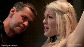 Kuum seotud blond algaja Ella Nova saab piinatud ja distsiplineeritud kapten James Mogul siis tegi imeda ja keppida suur munn töötlemata gimp Owen Hall