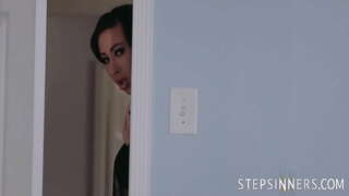 Ƌ�我的新步骤的弟弟和我的步骤母亲嫉妒