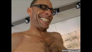 Tiener Linares - Ramon Kom Skoot