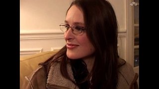 вельмі гарачая французская брунэтка