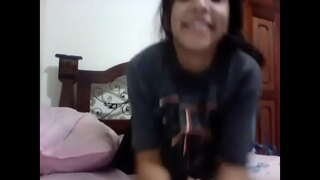 Rosalatina උණුසුම් පටිගත සිට ඇගේ ජංගම දුරකථනය