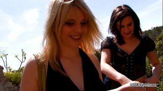 Z dupy do ust w publicznym seks na świeżym powietrzu... I wytryski