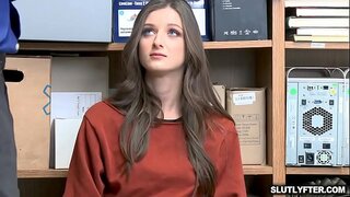 LP Officer shemales neuken Kenzy Ryans strakke vagina ravotten haar ballen diep!