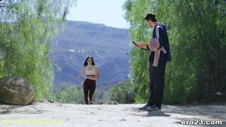 Negra De Cabelos Esporte Gata Fazendo Sexo Com O Treinador