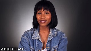 Джена Фокс Мастурбира И Говори За Това!