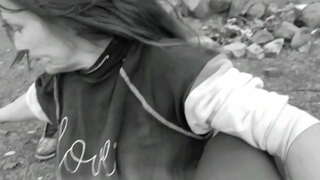 Сьӧд шлюха люкетын, йылпумъяз: ЭШТОН кидысэз кык пол ньылӥз ЛАВАЕН Би-би-си-ын ПУБЛИКА