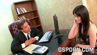 ƀ�感的黑发的秘书摩洛伊斯兰解放阵线性交努力面临暨